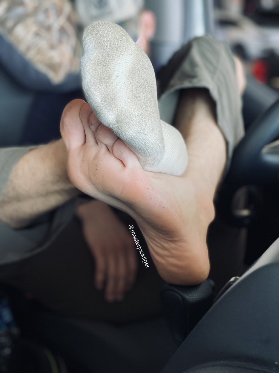 Masterjocktiger's tweet photo. Damn I got to stop sleeping on the job, but I can’t help myself when you’re there sniffing my feet. 
.
.
.
#feet #malefeet #malefoot #guyfeet #guyfoot #alphafeet #alphafoot #musclefeet #musclefoot #jockfeet #jockfoot #masculinefeet #masculinefoot #tattoofeet #masterfeet https://t.co/HJrArALS4e
