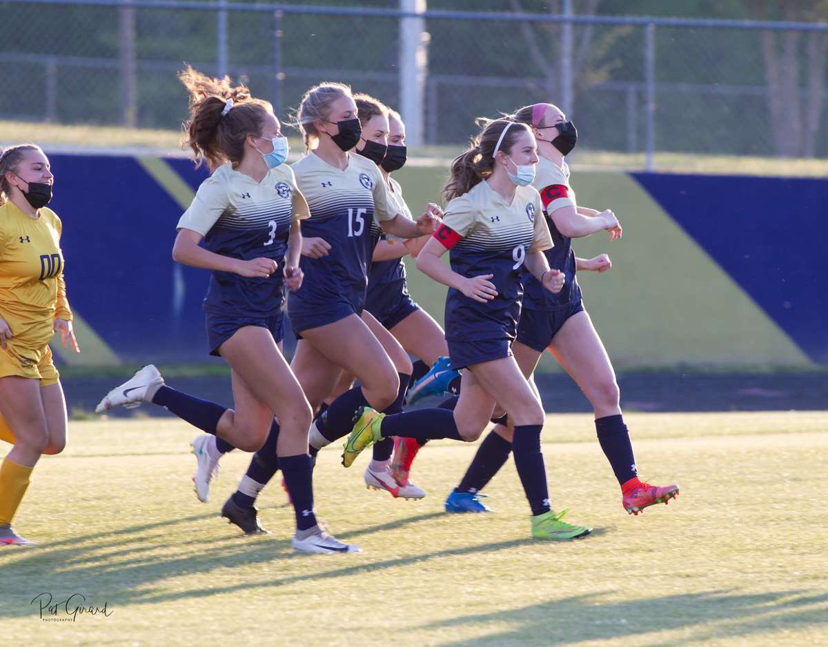 kellypoole23's tweet image. Amazing memories with amazing people. I’m so grateful to have been able to play this season. Wouldn’t trade this team for the world. So proud of us. I’ll miss it so much. 💛 #7out #cuthsoc