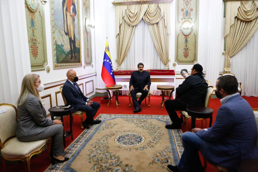 Nicolás Maduro tweet media