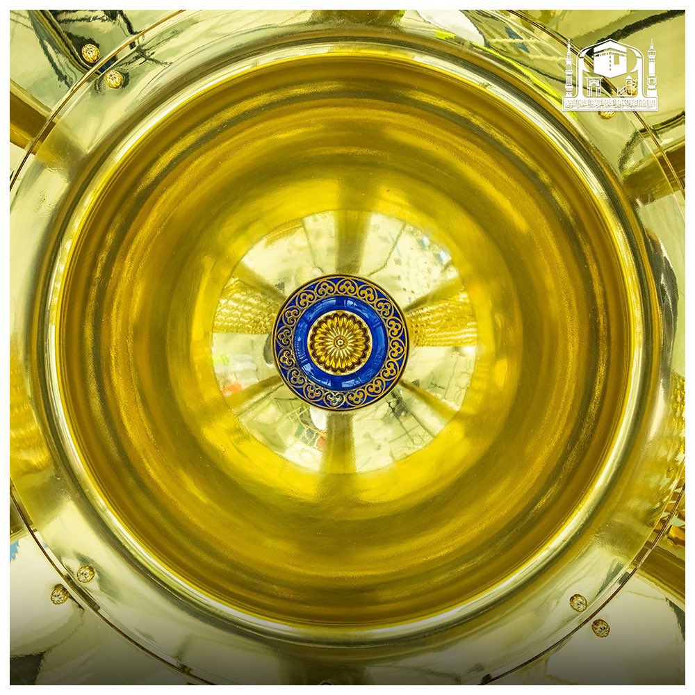 Ever dreamed of seeing inside of Maqam Ibrahim (Station of Abraham) - up close? 

After long hours and effort put in to capture the most detailed photographs, here is the final outcome.