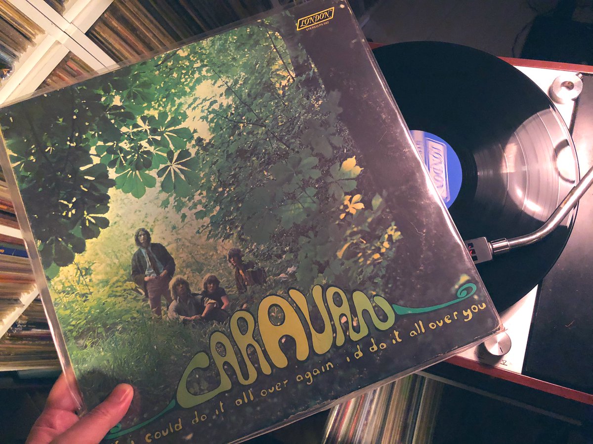 SuzukiJunzoINFO's tweet image. Marc Bolan疲れでちょいとCaravan。70年米London盤。2nd。滅茶苦茶かっこいいね、やっぱり。A面4曲目、Repriseのミニマル残響に至る9:56、体感はいい意味でもっと長く感じる。終わらないで欲しい。#Caravan #IfICouldDoItAllOverAgainIdDoItAllOverYou #LondonRecords 1970 #USPreasing