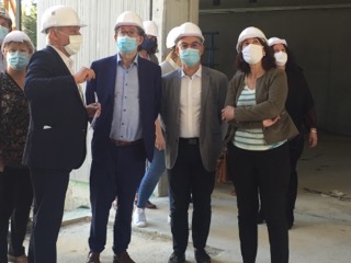 Reconstruction du collège Jules Ferry. A l'invitation de la Principale visite des travaux avec Alain Anziani et Carole Guere