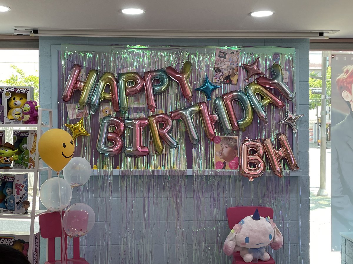 aikkka__9256's tweet photo. 🤍Happy BAEKHYUN Day🤍
달빛걸음 너무이뻐효❕❕ https://t.co/NoHCD2RXPK
