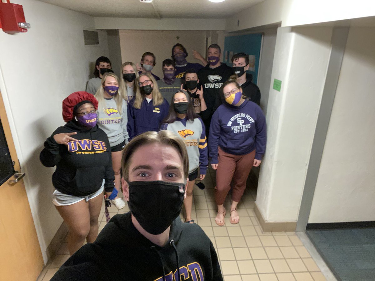 cloinsnothere's tweet photo. Woke up the entire third floor.#UWSPGivesBack #UWSP #UWSPDayOfGiving #UWSPDOSChallenge 120-121 https://t.co/RAvTgcNAwp