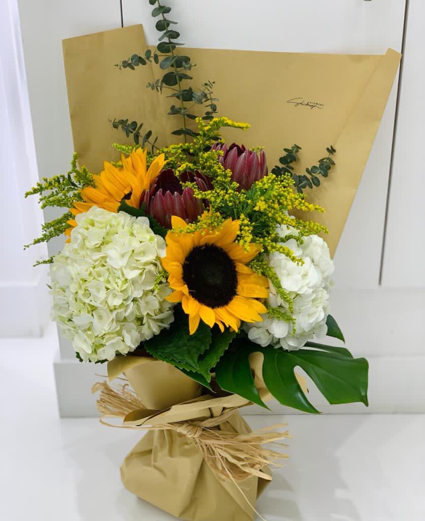 Sunflowers for special someone - only at Solidago Flowers 💐 #wildflowers #sunflowers #freshflowers #freshflowersbouquet #uniquebouquets #specialgifts