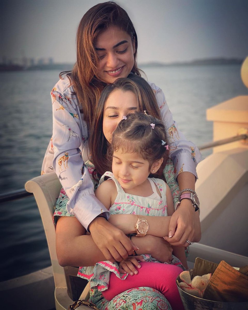 dQEffectzKerala's tweet photo. Happy Birthday Cutie #MariyamBaby 😘💖
Sweetest Wishes From #Nazriya 😍
#HappyBirthdayMariyam
#DulquerSalmaan @dulQuer
@amaalnizam https://t.co/5Sg6x5axiJ