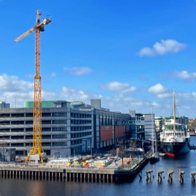 leithdistillery's tweet photo. When Captain Robert Keir sails past our construction site, he sometimes sends us a picture. Thanks Robert! Now we get to see our tower crane in its full glory.
#whisky #scotch #scotchwhisky #edinburgh #leith #scotland #construction #edinburghforever https://t.co/Wnh4rV8jG6