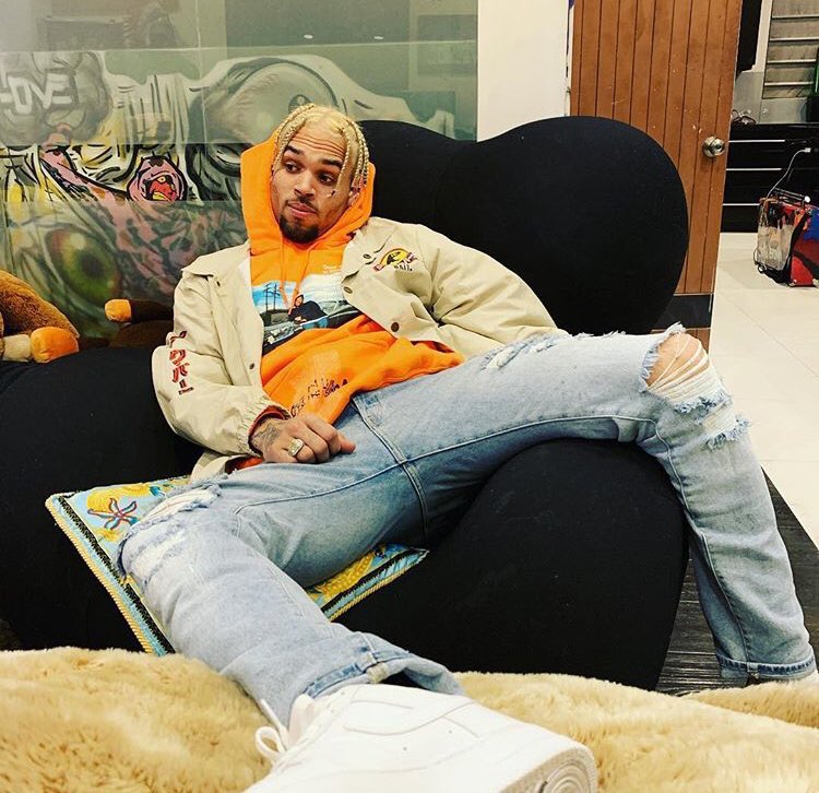 Chris Brown Leo Ametimiza miaka 32 Happy birthday...

Ngoma gani kali unayoikubali kutoka kwake idondoshe hapa 