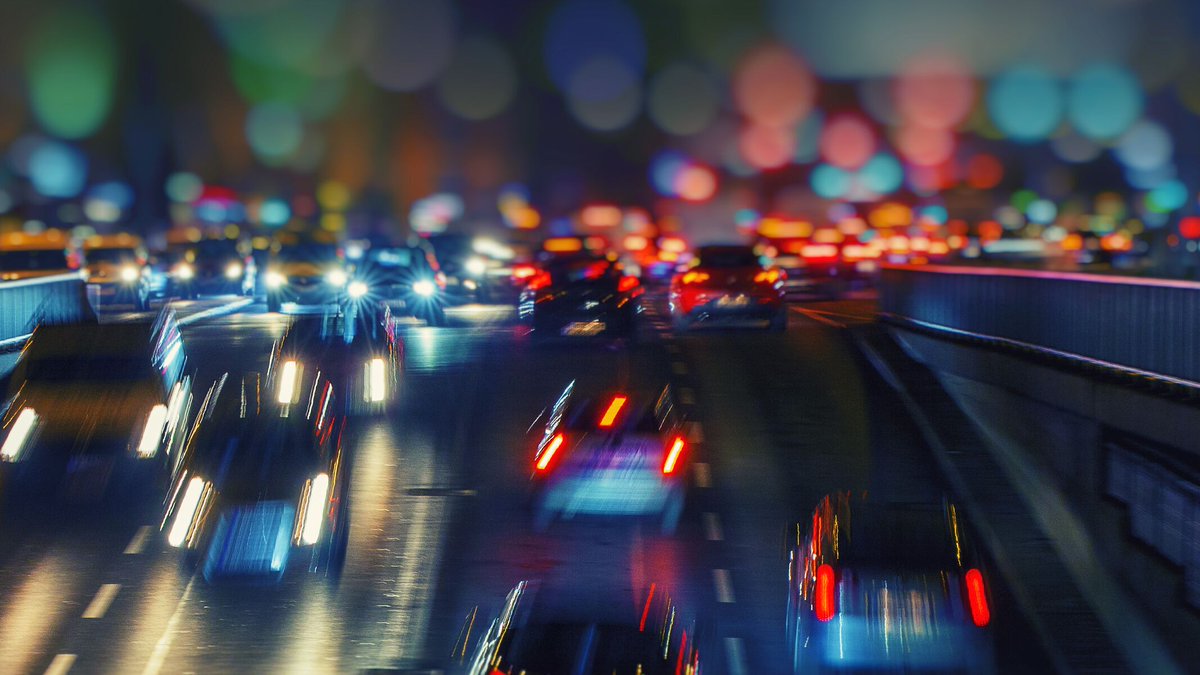 #Mobilität im Wandel: Bis 2040 werden weltweit ca. 45% der Fahrzeuge rein elektrisch oder mit #Brennstoffzelle betrieben. Der Maschinenbau bleibt zentraler Technologie-Lieferant. Mehr Infos unter bit.ly/3eXNspt