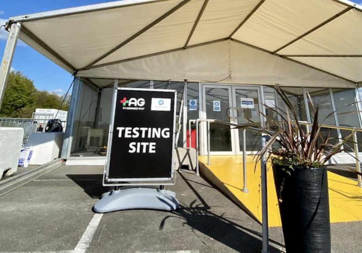 TestAssurance's tweet image. Our testing facilities have free parking and allow for quick, stress-free and reliable Covid testing for travel or any other requirement.

To book your test at Liverpool John Lennon Airport or our Wilmslow site, visit testassurancegroup.com/bookatest

#covidtesting #liverpooltesting