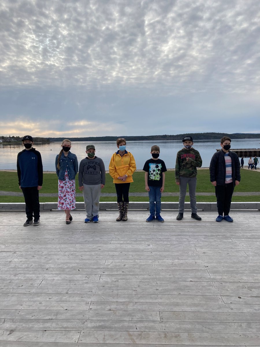 Thank you to the Cromwell Navy League Cadets who visited  Renforth Park last night to clean up the beach as part of their community service. Pictured below - Mayor Nancy Grant with some members of the Cromwell Navy League Cadets.