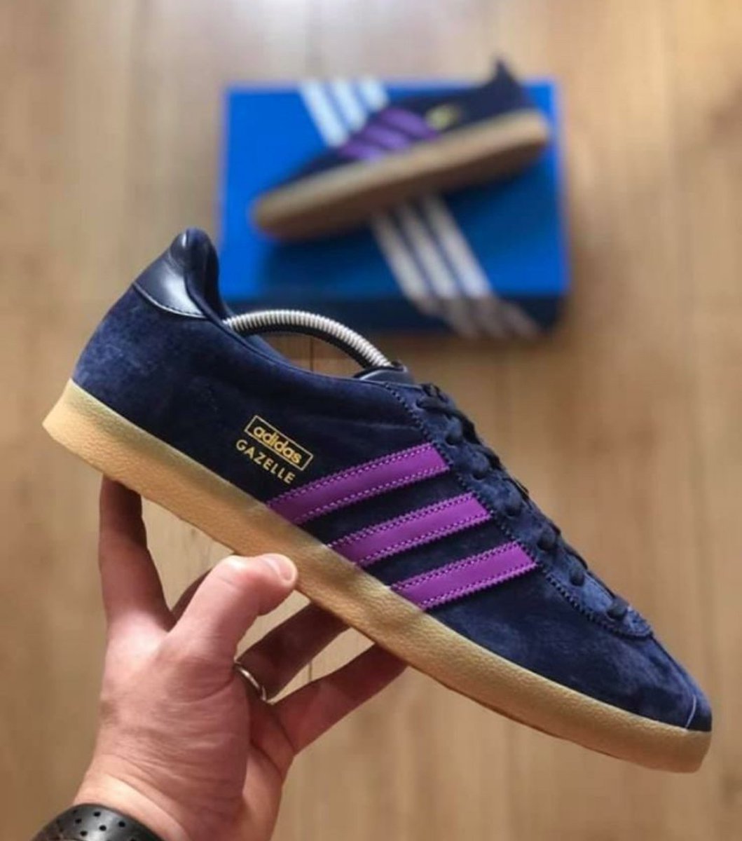 New release #adidas #Gazelle Exclusive to @JDSports i think Available in store, haven't gone on website yet Thoughts on these folks? All opinions welcome 🤗 #adiFamily #3stripes2soles1love