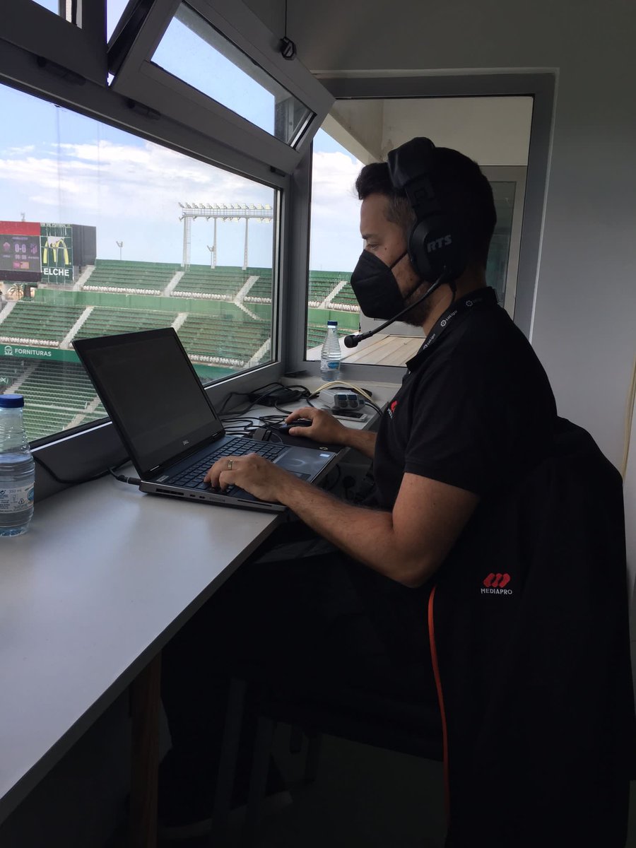 Seguimos informando del trabajo de los miembros de nuestra plantilla. En este caso, el trabajo consiste en un sistema de análisis de última generación para la Liga de Fútbol Profesional (Mediacoach). 
Este fin de semana estuvimos en los partidos del Atlético de Madrid/Barça.