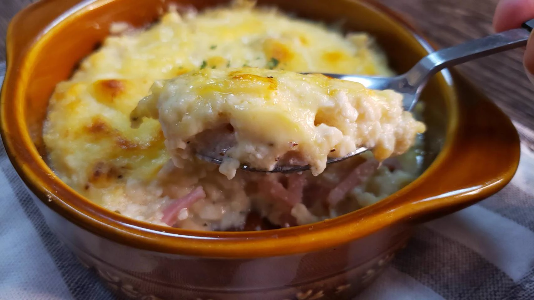 これならダイエット中でも安心して食べられそう！「豆腐」と「カップスープ」で作るグラタンレシピが話題に！