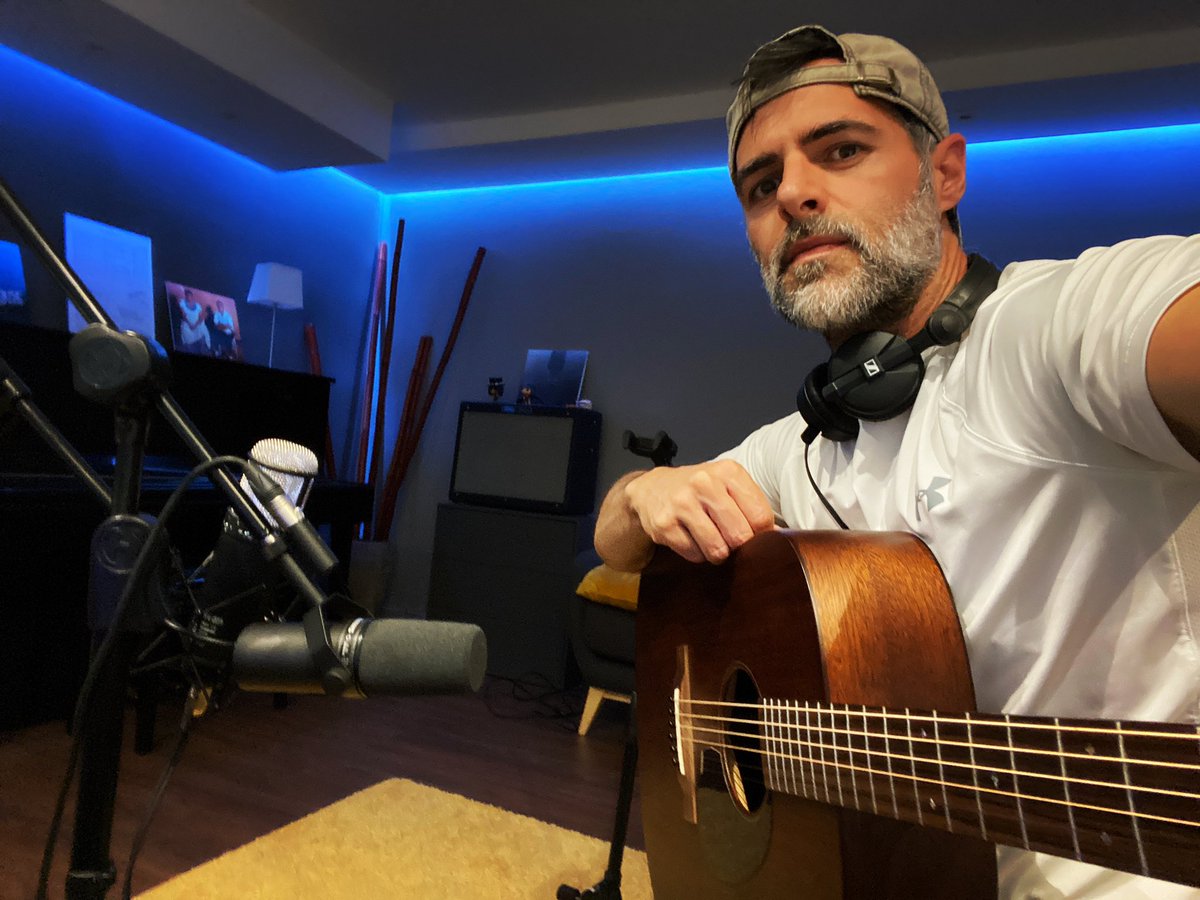 Antonio Ferrara tweet media