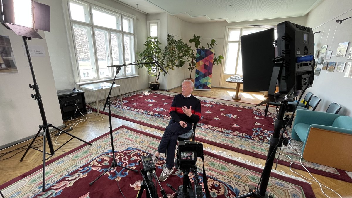 IIP Vienna - International Institute for Peace (@iipvienna) on Twitter photo STAY TUNED! A new series of interviews about the Conference on the Future of Europe will be online soon! Here, the IIP Research Assistant <a href="/Marile4ka22/">Marylia Hushcha</a> and the Director <a href="/S_Fenkart/">Stephanie Fenkart</a> are interviewing MEP <a href="/lukasmandl/">Lukas Mandl</a> and former MEP <a href="/Hannes_Swoboda/">Hannes Swoboda</a>!
#FutureofEurope #EU #interview STAY TUNED! A new series of interviews about the Conference on the Future of Europe will be online soon! Here, the IIP Research Assistant <a href="/Marile4ka22/">Marylia Hushcha</a> and the Director <a href="/S_Fenkart/">Stephanie Fenkart</a> are interviewing MEP <a href="/lukasmandl/">Lukas Mandl</a> and former MEP <a href="/Hannes_Swoboda/">Hannes Swoboda</a>!
#FutureofEurope #EU #interview