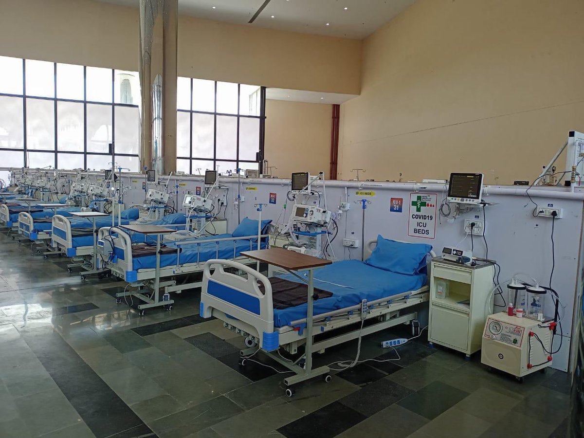 RisingPiku's tweet photo. Atal Bihari Vajpayee #covid hospital has been setup by DRDO in #Lucknow. This will be manned by medical officers and paramedical staff from Armed Forces Medical Services. The hospital has 500 beds with ventilator facilities will be operational today. 
#united2fightcorona https://t.co/1s6w3p103L