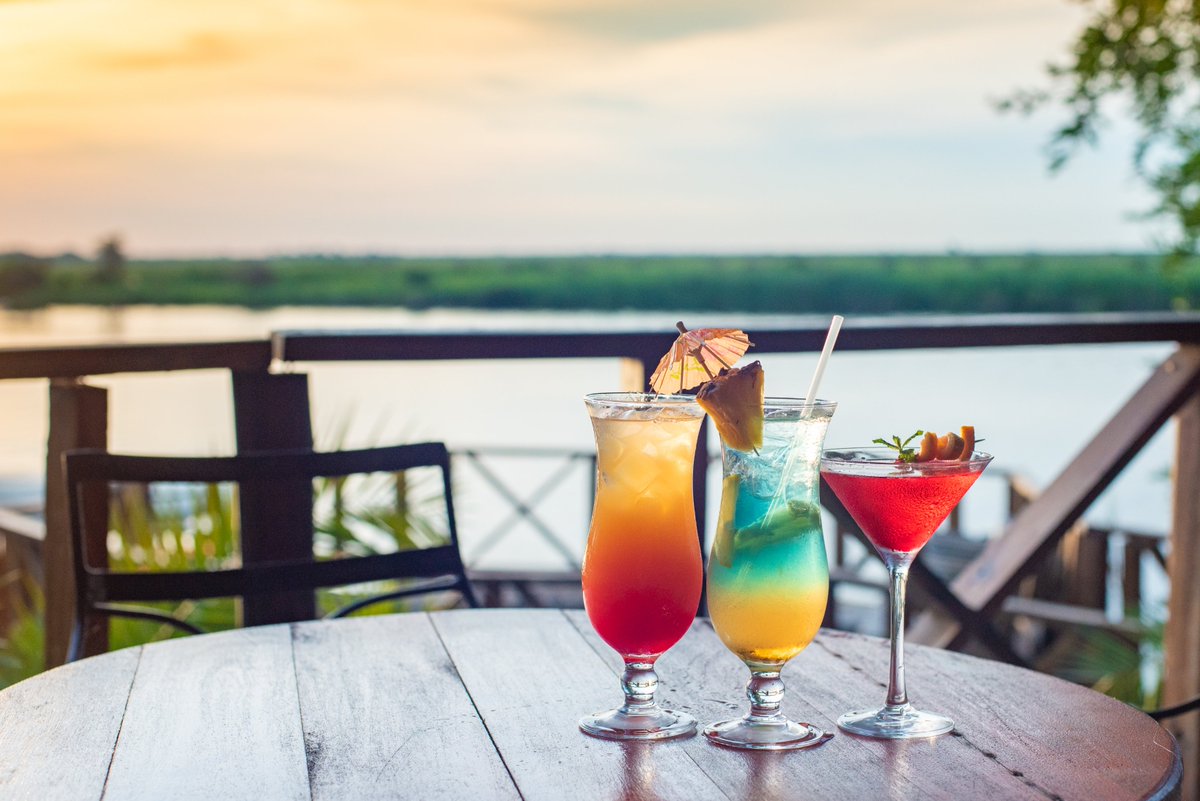 Chobe_Marina's tweet photo. Explore Kasane with us and experience the breathtaking views and the untamed wildlife.

Book your stay now for an authentic safari experience
Bookings: https://t.co/MYClsXYzC2 

#chobemarinalodge https://t.co/D90cACPamt