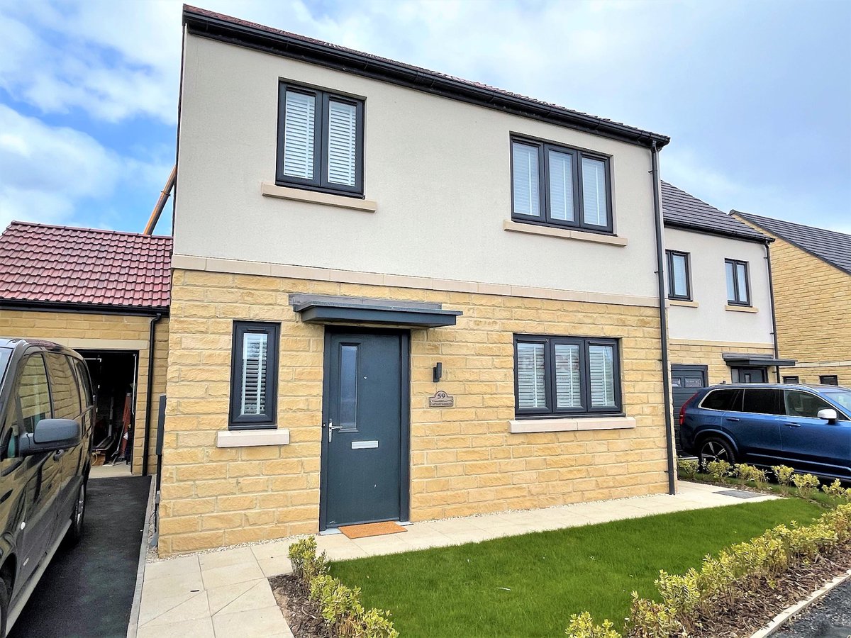 Dog friendly Yorkshire holiday accommodation - Whitby - sleeps 8
horizoncottages.com/cottages/32796
Whitby is certainly a town that offers something a little different to your typical coastal resort
#yorkshire #whitby #holidaycottage #dogfriendly #visityorkshire #dracula