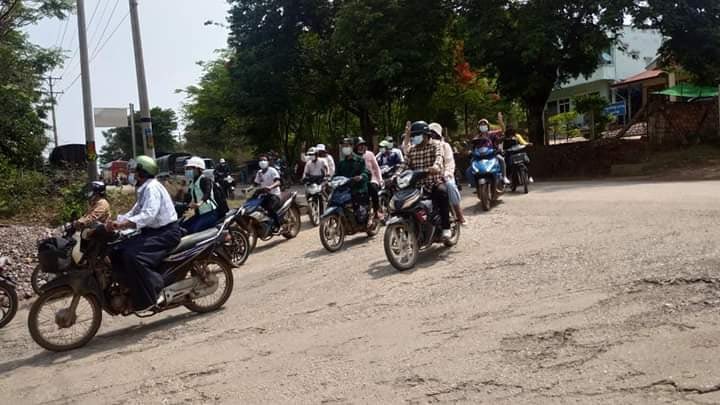 Motorbike strike against Junta was held peacefully in Kyauk Me, Northern Shan state on 5th May.  #May5Coup #CivilDisobedienceMovement #WhatsHappeningInMyanmar