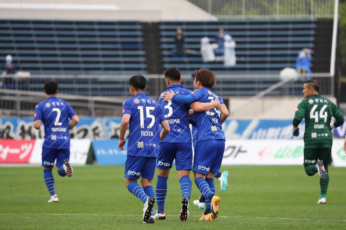 勝利できず悔しいですがモンテディオ山形で初めての出場でした。
怪我が続きコンディションが上がらずもどかしい日々が続きましたが試合に出ることができました。
チームに貢献していけるように感謝の気持ちを忘れずにしっかりやっていきたいと思います。
ありがとうございました!