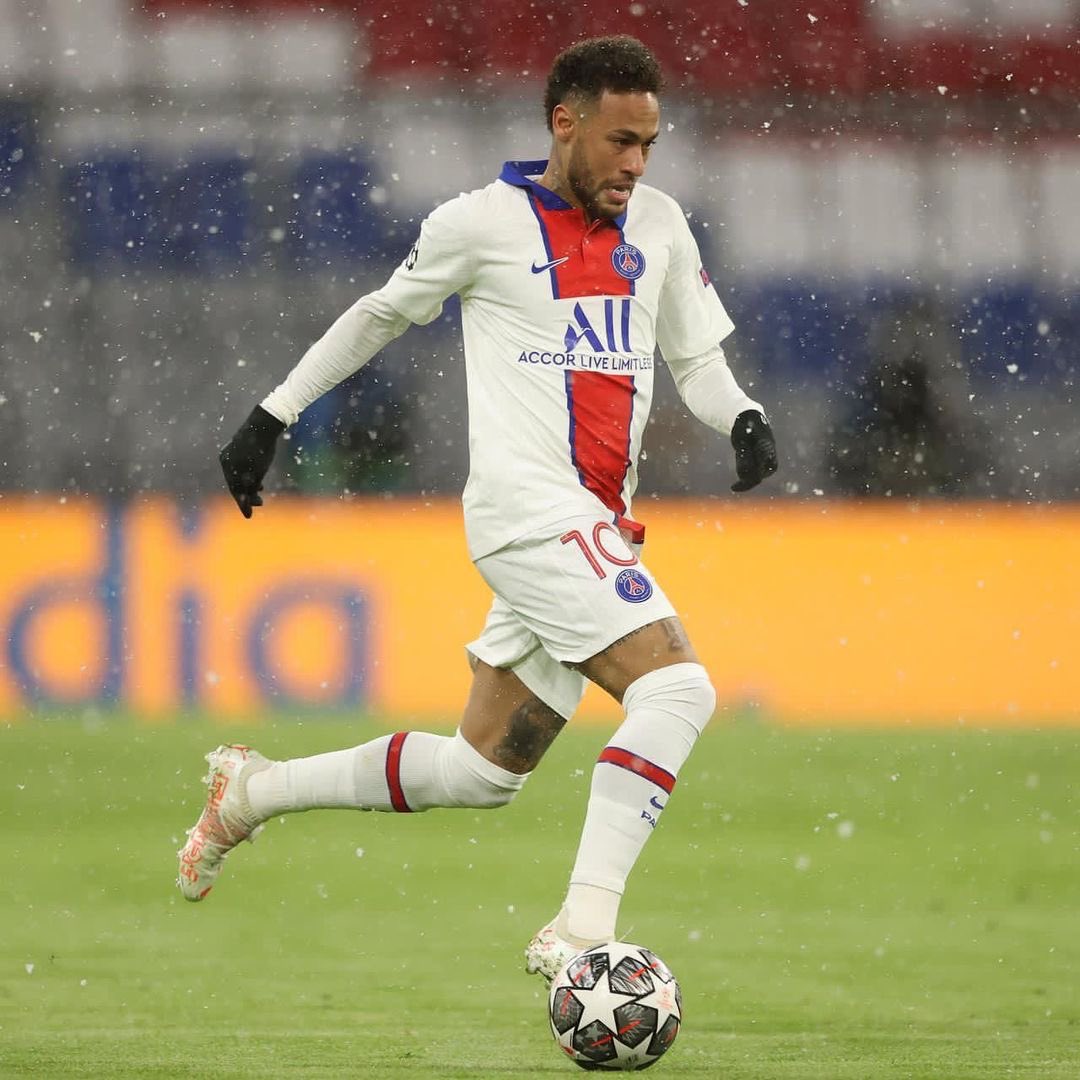 Más fuerte que nunca
Vamos <a href="/InTheSkyVFO/">InTheSky</a>