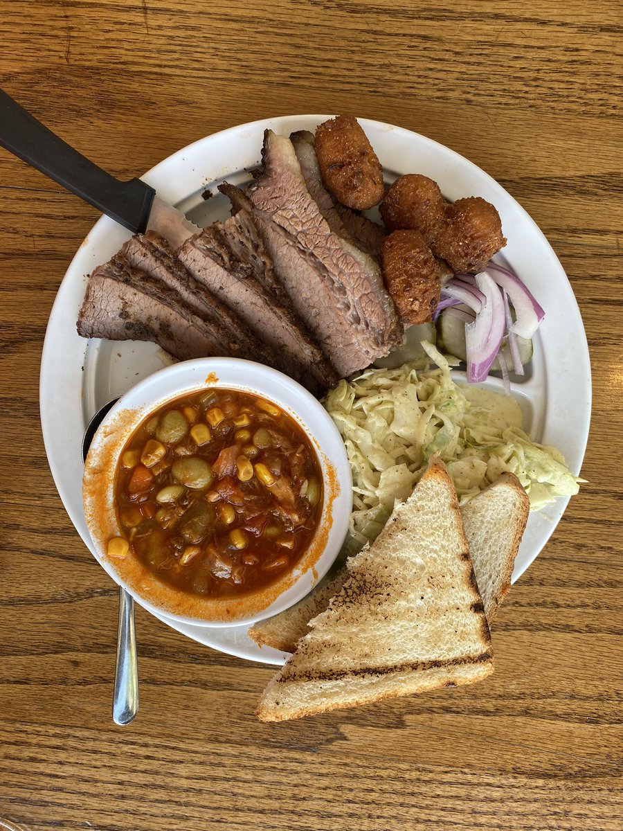 Bypassed  @picnicdurham since they’re closed for the week and went up to tiny Hillsborough for a fantastic pork sandwich. They give the option of white, red, or yellow slaw. I got yellow on the brisket plate. Enjoyed the Brunswick stew too.