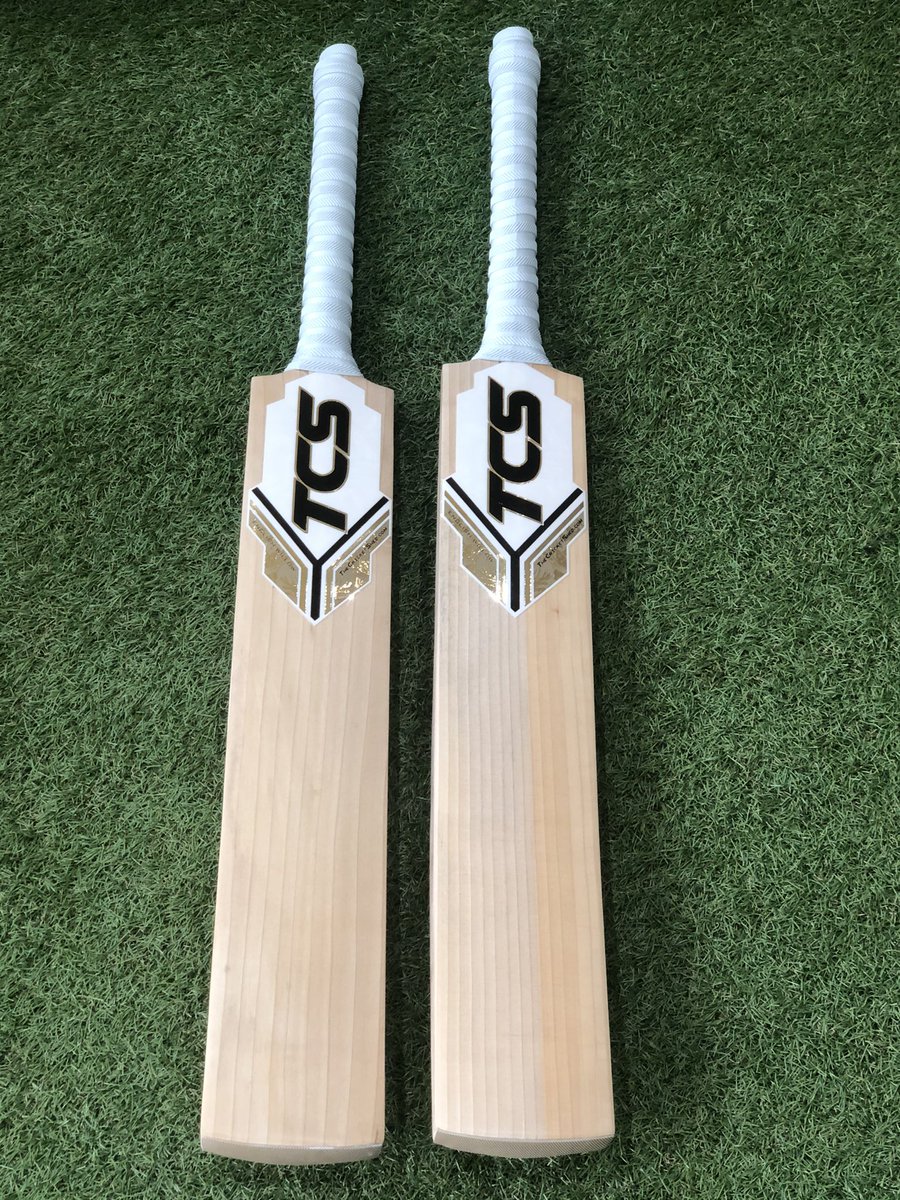 Allthegear99's tweet photo. Introducing the TCS White Edition - Laminated #Cricket #Bats

Two stunners!

Weight: 
2lb 10oz to 2lb 11oz 

Price: 
£169.99 + shipping

Both bats ping like a 🚀

#cricketbat #cricketbats #tcs #pingkings #bestbats #laminated #doublewood https://t.co/e8B9vwvyjG