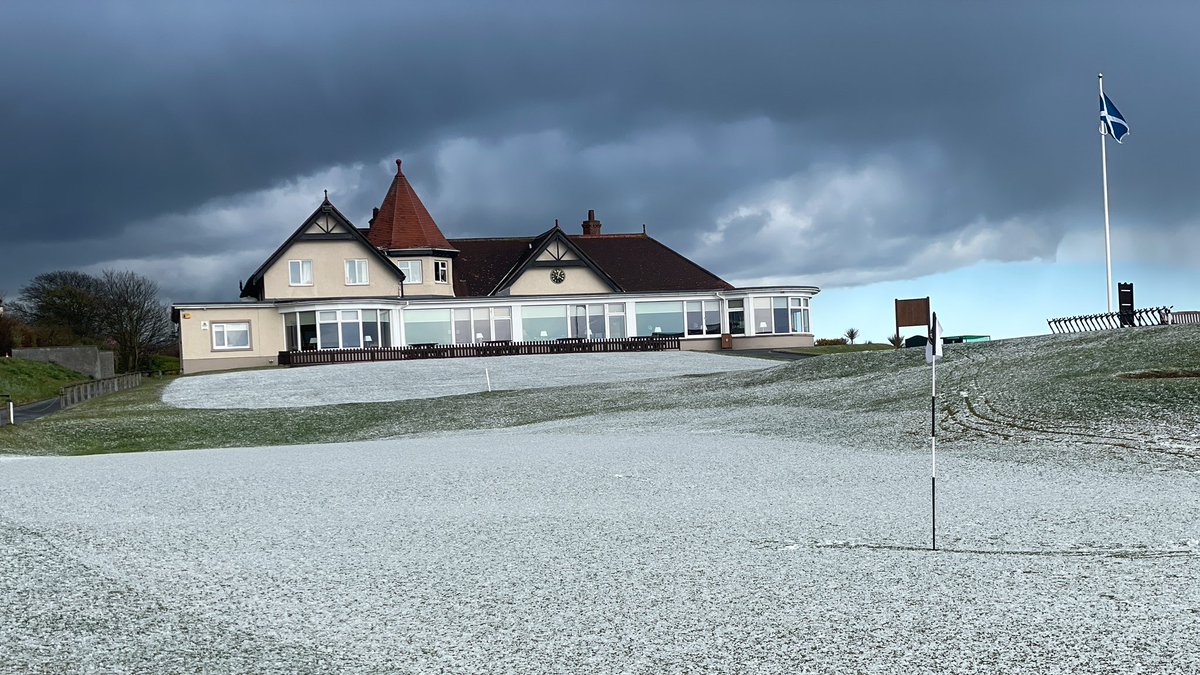 An unseasonably wintry day at <a href="/lundingolfclub/">Lundin Golf Club</a>. We played through the hail and snow but had to abandon when the thunder and lightning came!

<a href="/KipawaCharity/">Kipawa</a> Walk Day 7
Kirkcaldy to Lundin
36,243 steps
15.9 miles

Hoping for better weather in Elie tomorrow!

ukgolfguy.com/walk