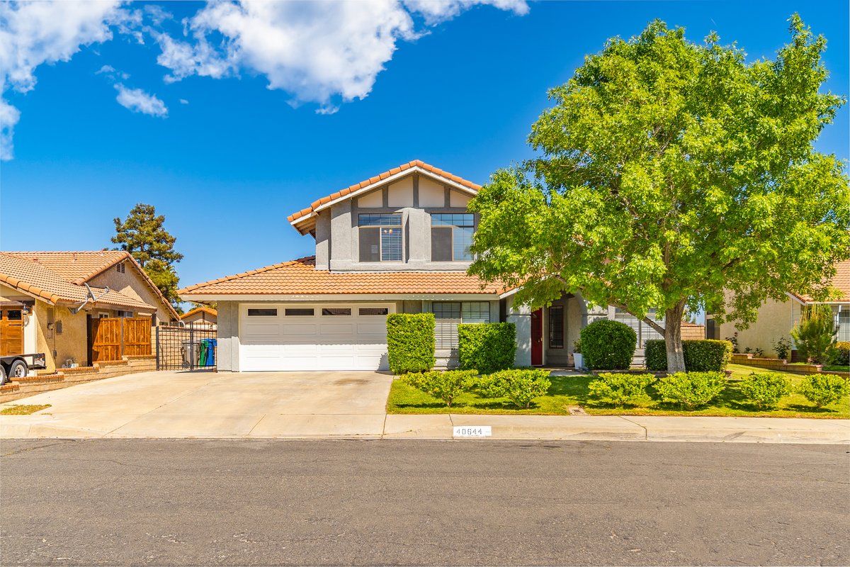 WardRealtor's tweet image. #NewListing! Beautiful Rancho Vista home, walking distance to schools and RV Golf Course!

𝟒𝟎𝟔𝟒𝟒 𝐕𝐢𝐚 𝐕𝐞𝐫𝐝𝐚𝐝, 𝐏𝐚𝐥𝐦𝐝𝐚𝐥𝐞 𝐂𝐀 𝟗𝟑𝟓𝟓𝟏
3 Bedrooms • 3 Bathrooms • 2108 sf

maggieward.com/viaverdad

#HomeBasedRealty #movewithmaggie #MaggieWardRealtor