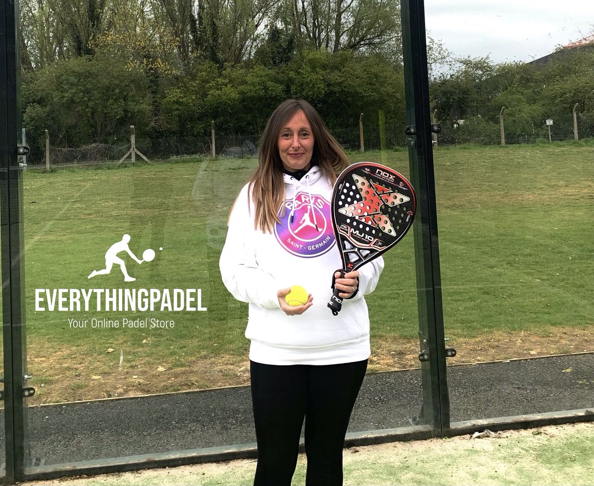 Fast improving player Wendy with her Luxury  Nox MJ10 padel racket😍

Wendy needed something with more power, so she could further improve her volleys and bandejas🙌🏻

She LOVED the design too!🤩