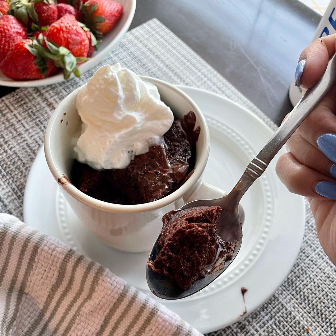 #Repost <a href="/letsget/">rob</a>.cookin

Happiness in a mug! I used @eatsweetlogic mug cake mix, it's so easy to put together! 😋