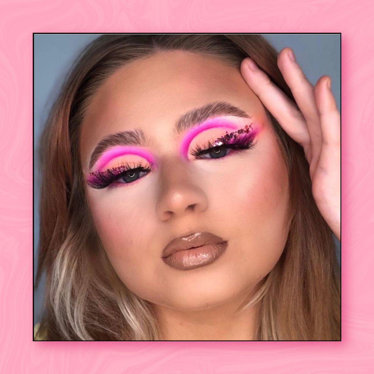 TKKollection's tweet photo. After a social media hiatus, we are BACK! 🥳

Thank you to everyone who supported the launch of our premium glitters! 💕

They are still available on https://t.co/qS7xzSEosm in the meantime check out our #TKKDoll @rebeccaruthvenmua in our ‘Rosé’ glitter for inspo! 🤩🛍 https://t.co/EopcISJqge