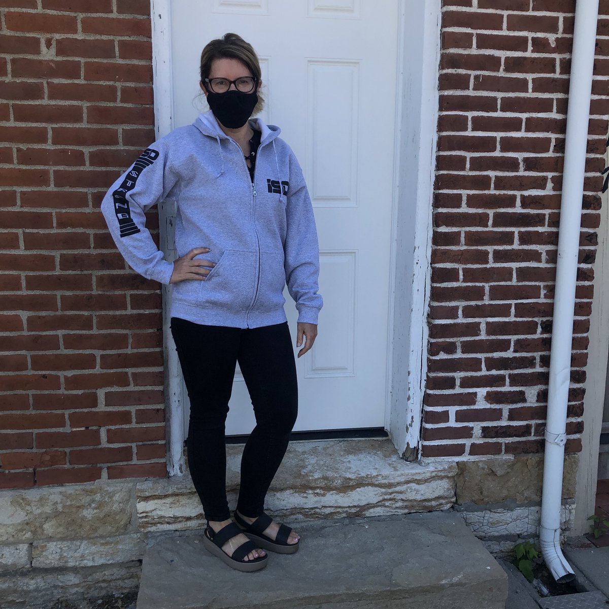 AllThingsIndep's tweet photo. It's Teacher Appreciation Week! Show any of your favorite teachers how much you appreciate their hard work!! 😊❤️ ISD staff, please come in and get these lovely jackets!! #studentmade #isdstrong #studentoperated #teacherappreciation #ThankYou https://t.co/3ASnDfxNS0