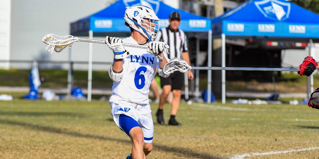 Lynn_Knights's tweet photo. Senior Spotlight: Davis Diamond

“Davis leaves Lynn as someone who had the best vision and stick handling in program history.”

- H.C., Brian Kingsburry https://t.co/dYZ44kVFoN