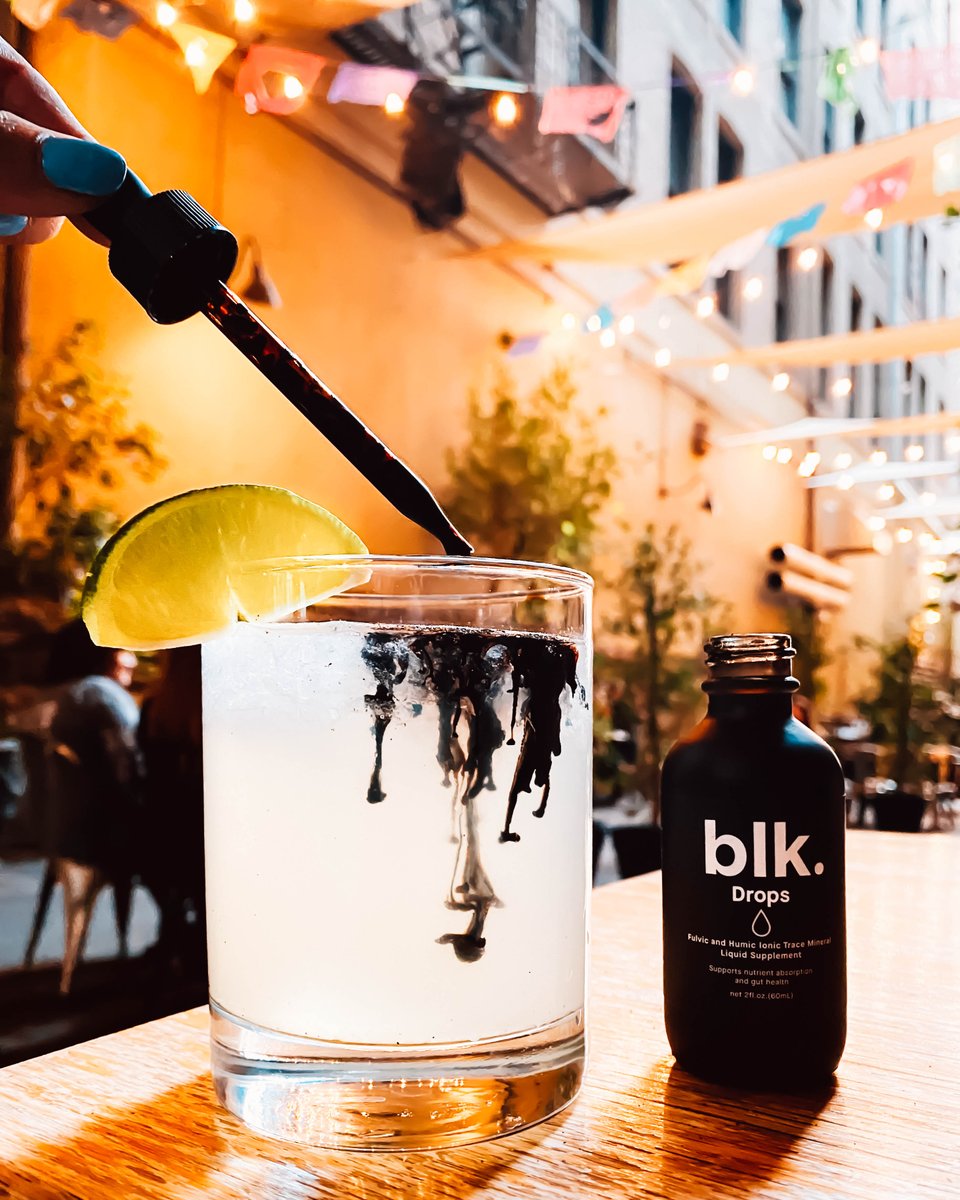 blkbeverages's tweet photo. #CincoDeMayo the blk. way - kick that hangover to the curb. How are you celebrating today?🥳 🍹
-
-
#blkDrops #blkwater #blk #fulvic #fulvicacid #hangover #hangovercure #cocktails #craftcocktails #margarita #drinks #natural #alkaline #vegan #drinkodemayo #cincodedrinko https://t.co/wXXrzRTGmJ