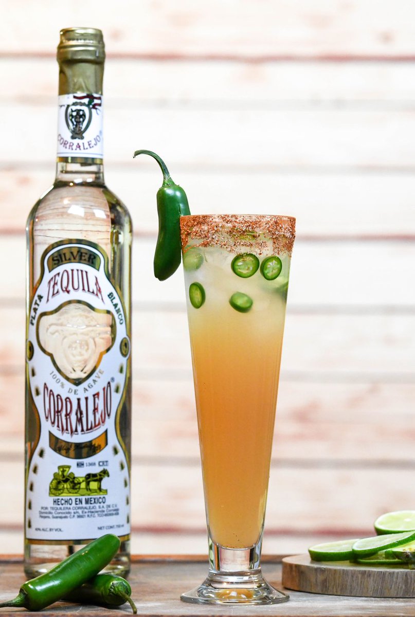 sandsofluxury's tweet image. It’s  5 o’clock somewhere! Happy Cinco de Mayo! Try our Spicy Pineapple Paloma! 

Click here for recipe and instructions:
ow.ly/Dc0q30rqZwj