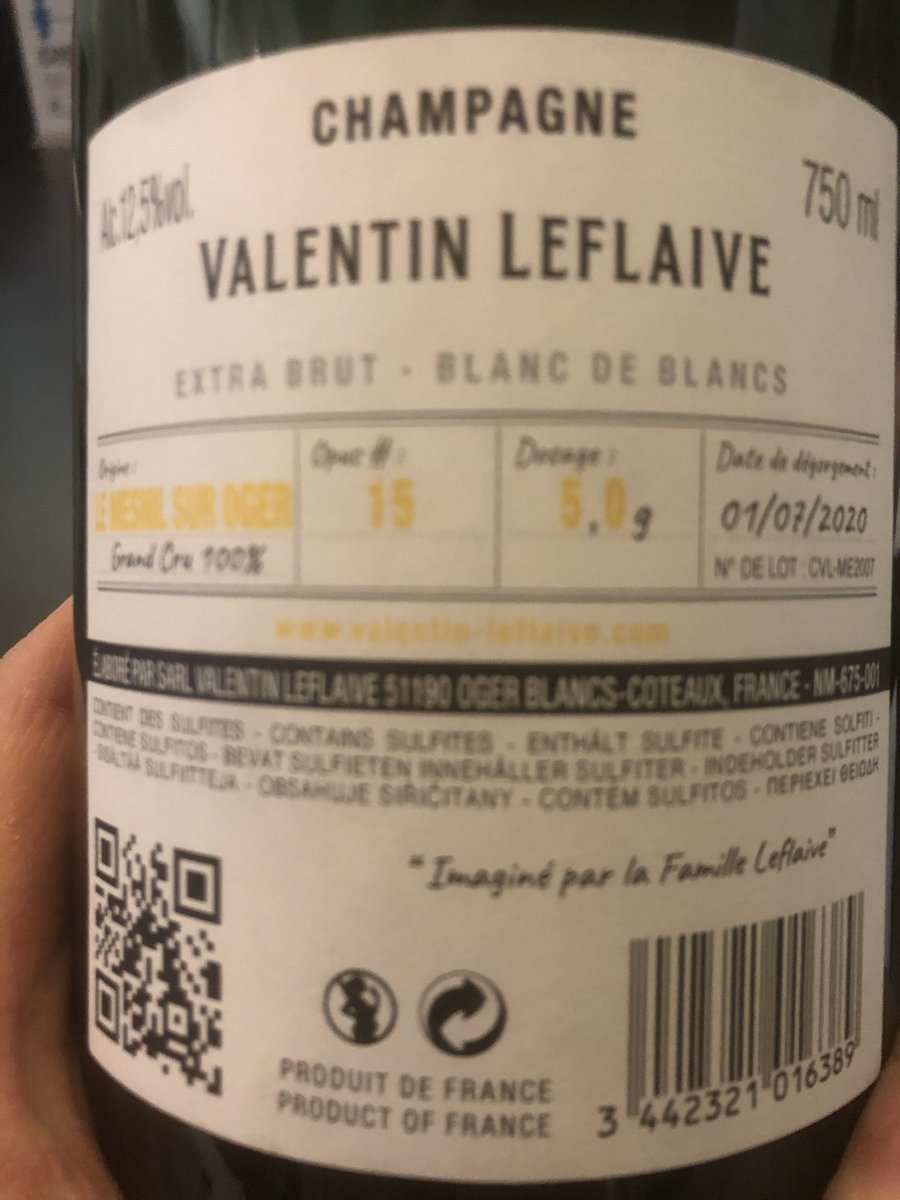 LuckyRob99's tweet photo. Afternoon’s #wine #tasting involving one of my #favs #champage styles #blancdeblancs with 2015 base #vintage . Lovely #autolytic character, richness with a citrus edge, great tension. Extreme wines #lemesnilsuroger #Avize @bancroftwines https://t.co/LO98j9YE0G
