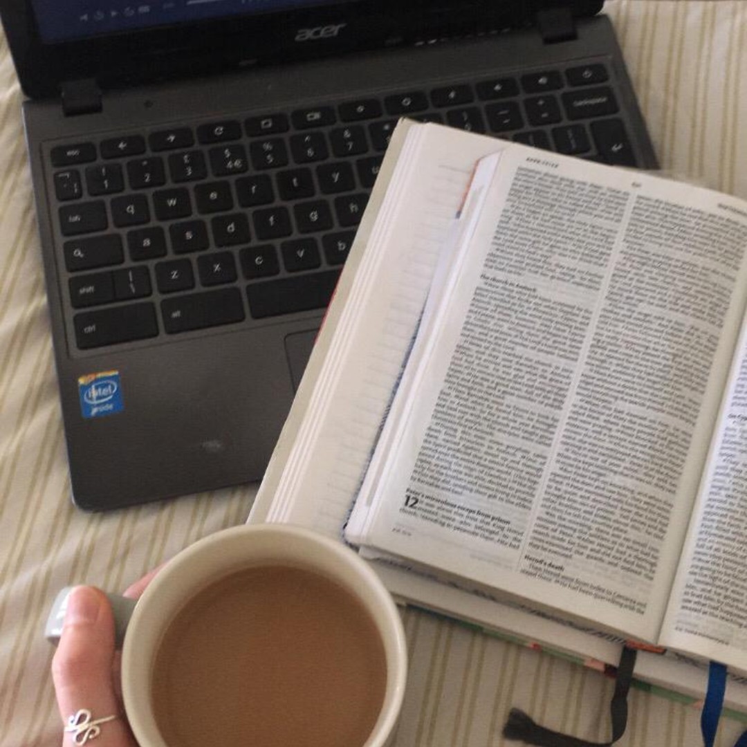 Join us tonight for our Online Prayer Gathering at 8 pm on Zoom.

Through April &amp; May we are taking time to reflect on what God might be saying to Ps &amp; Gs.

You can find all the information to join the gathering here: psandgs.churchcenter.com/registrations/…

#prayer #church #edinburgh #psandgs