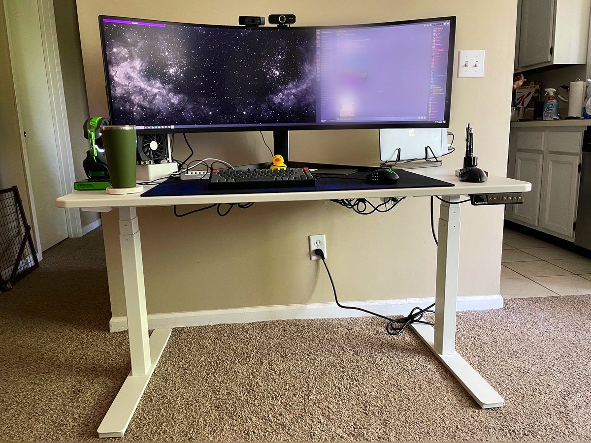 bromantasy's tweet image. Officially was “evicted” from my office so we can start to convert it to a nursery. Moved into our dining room, have to work on the cable management a little more but overall this move looks good 😎