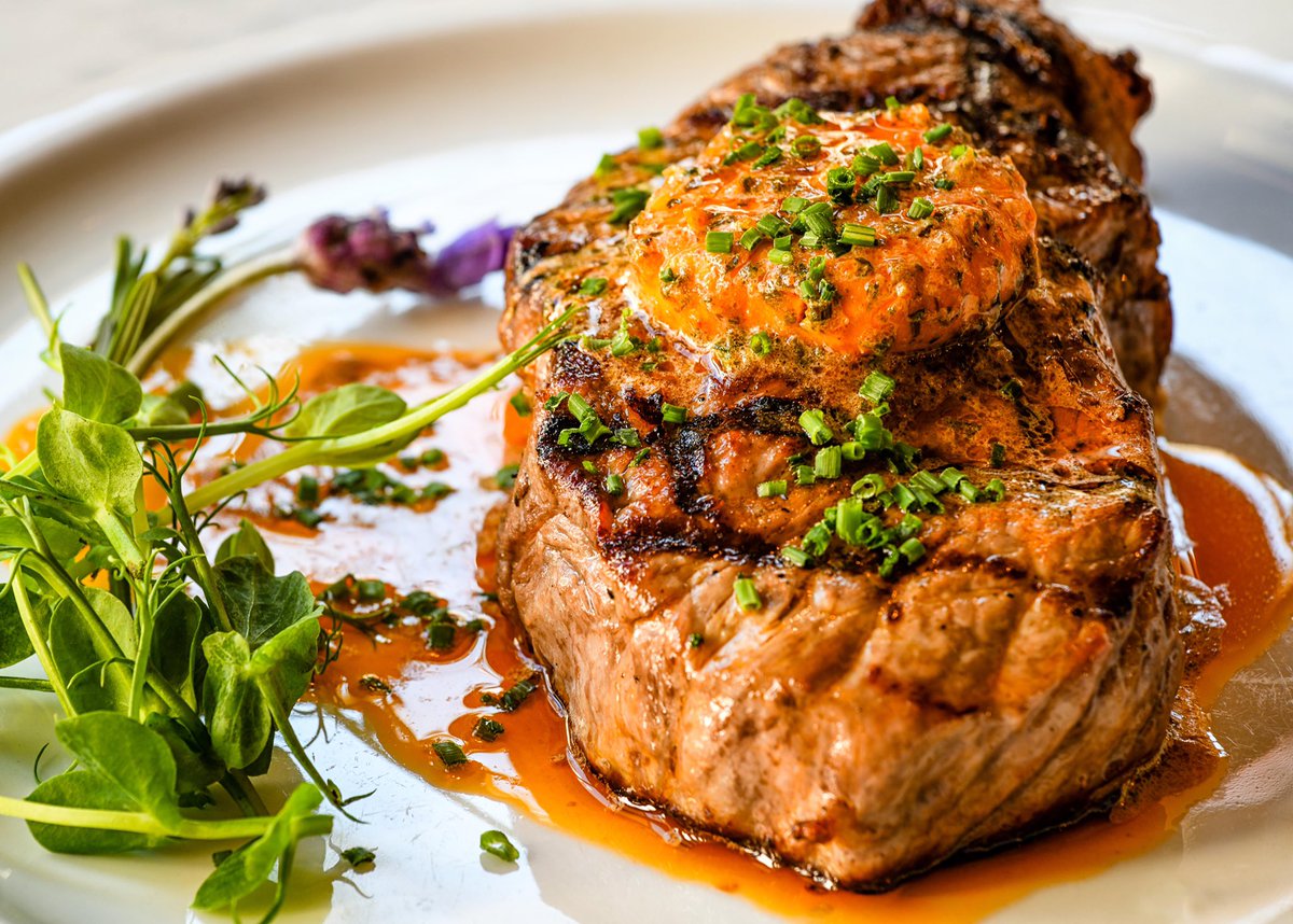 Specials time again! 300g Chalmar prime beef Sirloin Cafe de Paris (or any other sauce) with French fries, vegetables and a glass of any Protea 🍷 Wine R185. Thursday and Sunday nights ONLY. Book via Dineplan app or give us a call 021 876 4056.