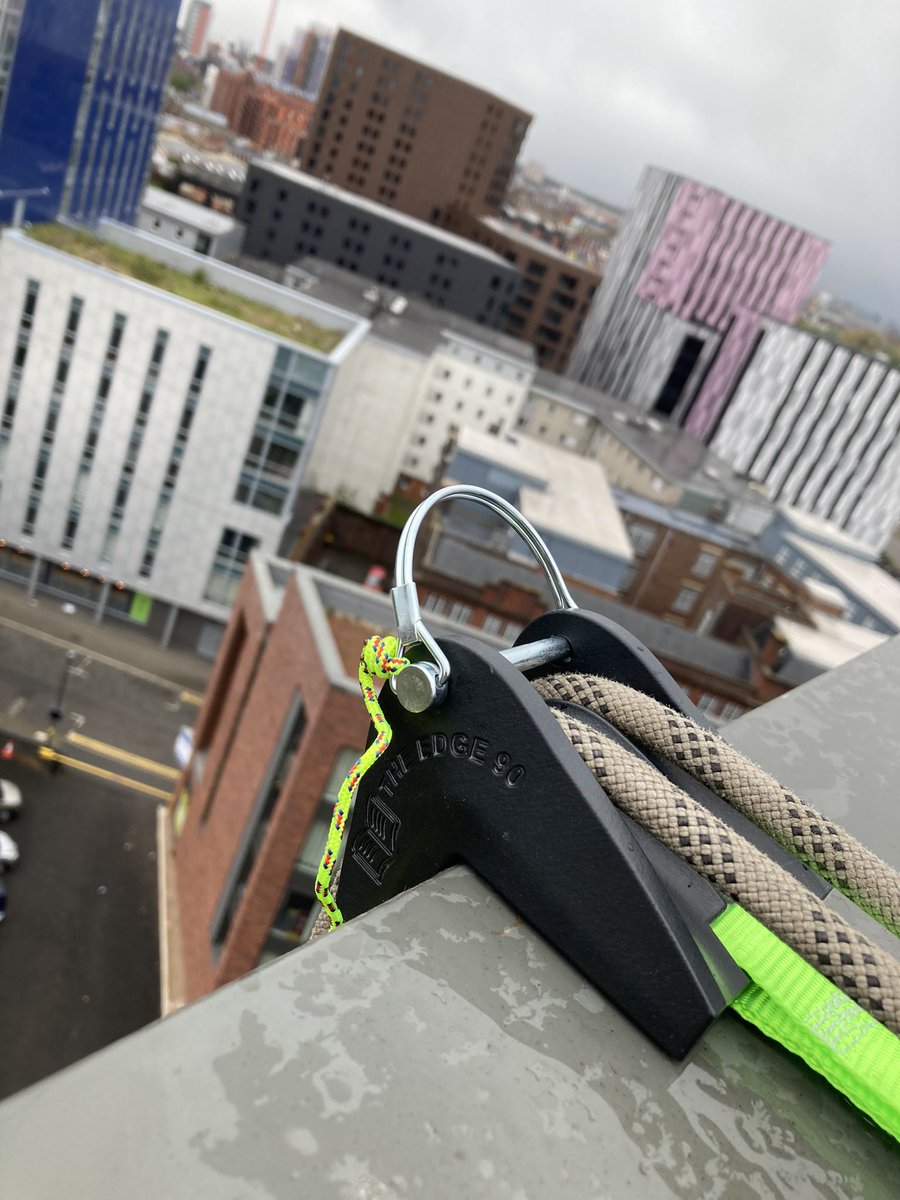 Welcome to the UK Ropes Edge!  #theedge90 #edgeprotection #ropeaccess #IRATA