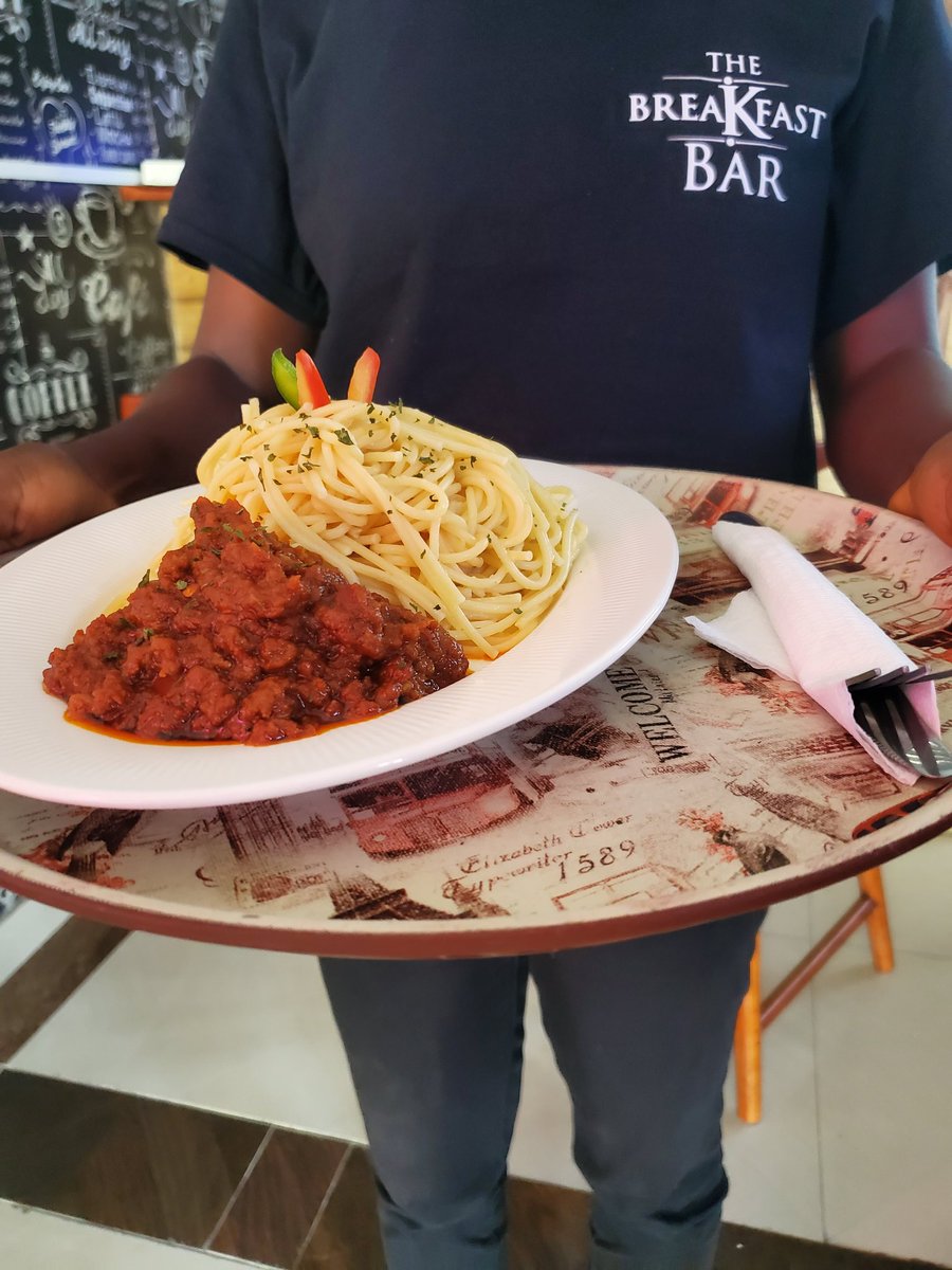 break_fastbar's tweet photo. It's warming up! 🕺🏿💃 #breakfastwithus https://t.co/t70nNvADuJ