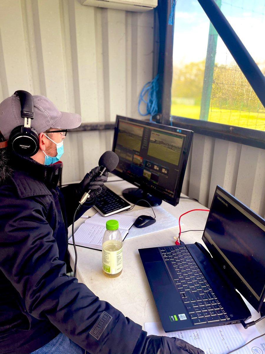 SportBroadcastMSc & Sport MediaBSc (@metbroadcast) on Twitter photo New crew in the gantry for the afternoon session of the #CyncoedCup w/ <a href="/CardiffMetFC/">Cardiff Met Uni FC</a>
🎥 <a href="/gabriellajukes/">Gabriella Francésca Jukes</a> Cam 2
🎥 <a href="/_EthanHarris1/">Ethan Harris</a> Cam 1
👨💻 <a href="/jtbroadcasts/">Joseph Thomas 🏴</a> Directing
👨💻 <a href="/MaxMabey/">Max</a> Graphics
LIVE LINK 👉🏽 youtu.be/t_35U72tM94 New crew in the gantry for the afternoon session of the #CyncoedCup w/ <a href="/CardiffMetFC/">Cardiff Met Uni FC</a>
🎥 <a href="/gabriellajukes/">Gabriella Francésca Jukes</a> Cam 2
🎥 <a href="/_EthanHarris1/">Ethan Harris</a> Cam 1
👨💻 <a href="/jtbroadcasts/">Joseph Thomas 🏴</a> Directing
👨💻 <a href="/MaxMabey/">Max</a> Graphics
LIVE LINK 👉🏽 youtu.be/t_35U72tM94