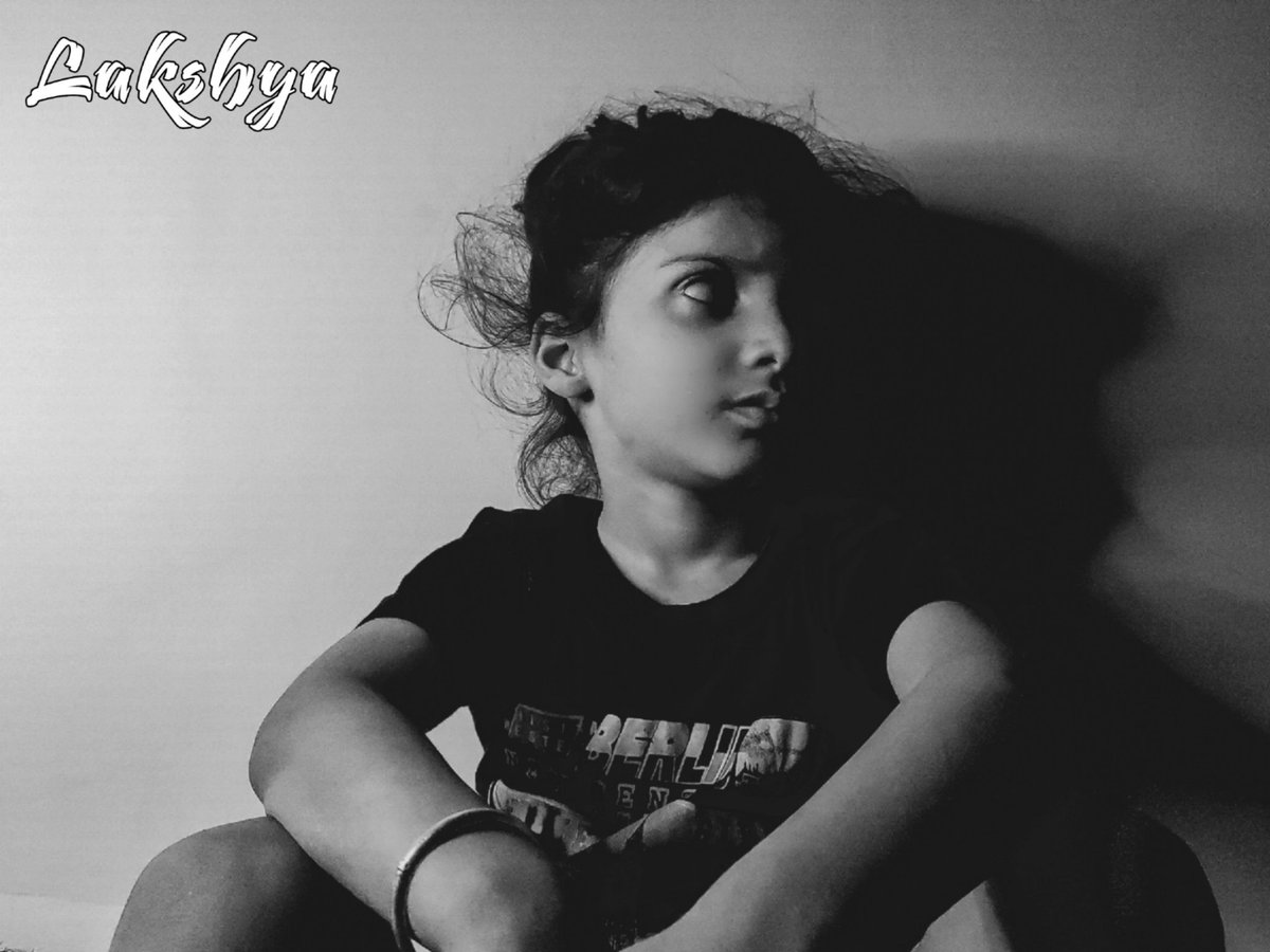 inakaass's tweet photo. Black and white create a strange dreamscape that color never can ⚪⚫
.
.
#ColorMyShot #ShotOnOPPO #MyColorOS #OPPOFindX3Pro @frozen_kitkat @PanjabiRoshni https://t.co/4Gu6vaMOYl