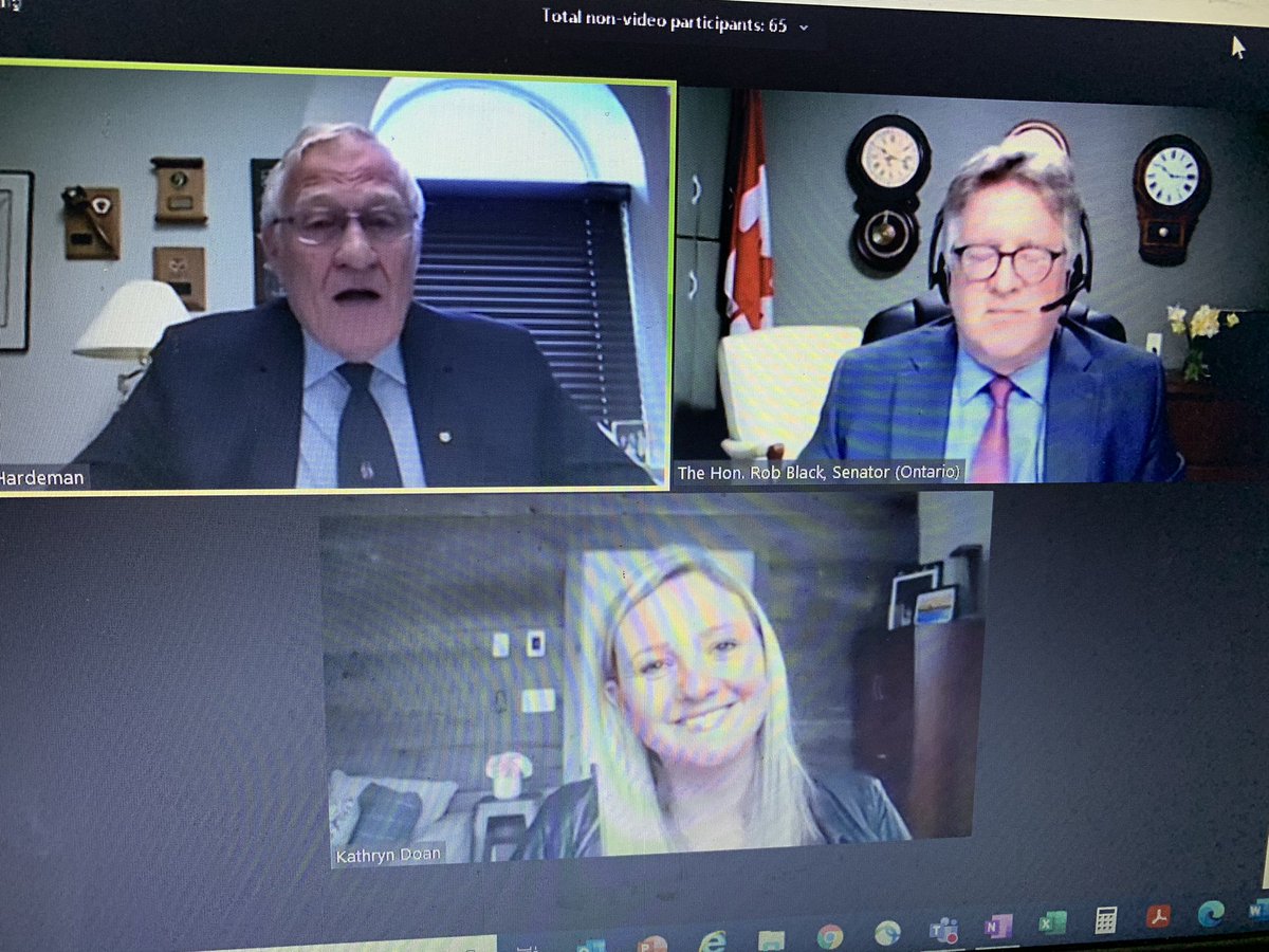 Wonderful to see the @AgScapeON annual meeting kick off with @erniehardeman of @OMAFRA and the board chair @kathryndoan and @SenatorRobBlack #agricultureeducation