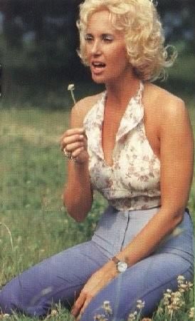 Happy Birthday Tammy Wynette! 