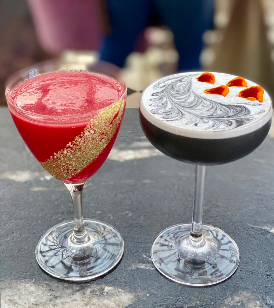 portochicago's tweet photo. Cocktails so elevated they’ll airlift you to Spain... You may not actually be sipping cocktails by the sea, but you’ll feel like you are. Book your ocean breeze brain tease at https://t.co/6U6moBQiUD. https://t.co/s2eMVPhEQ6
