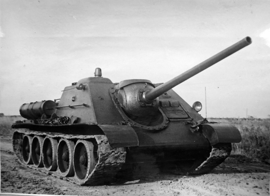Tank_Archives's tweet photo. #OTD in 1943 Stalin signed a wide reaching decree kicking off the development of a number of guns and tank destroyers. One of these was the D-5S 85 mm gun that was gave birth to the SU-85 tank destroyer. #tanks #history #ww2

https://t.co/O1HgOV0wJ8 https://t.co/ji5PmQiE66
