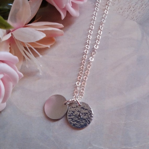 SL_Designs1's tweet photo. Personalized Disc Necklace, Initial https://t.co/V7tB1Da1me via @EtsySocial #handmade #jewellery #initialnecklace #initialdisc https://t.co/T3EoTSEdrm